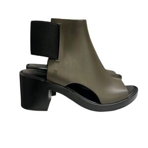 Melissa Elastic Dance Ankle Booties Size 8
